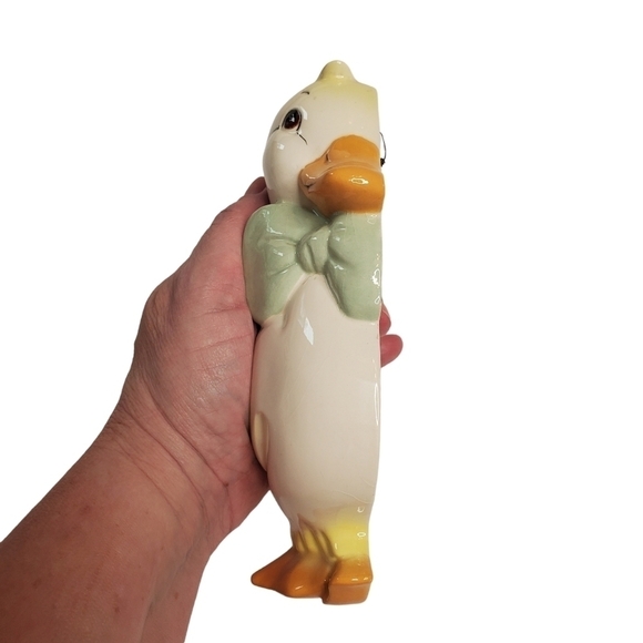 Vintage Momma Duck & 2 Babies Chalkware Wall Hangings, 50s Nursery Decor - Picture 8 of 11